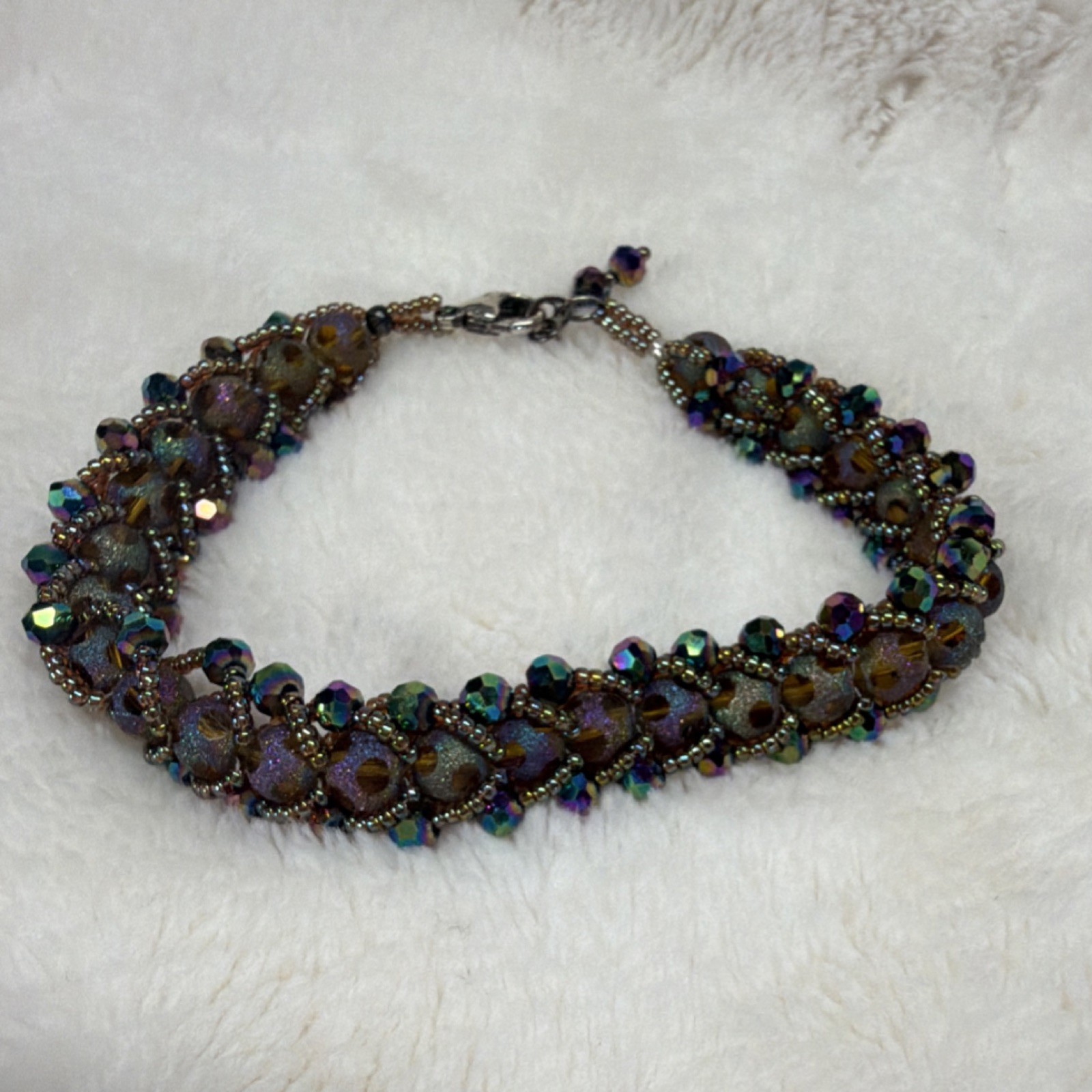 Adjustable Multicolor Glass Beaded Bracelet with Lobster Clasp and Metal Accents