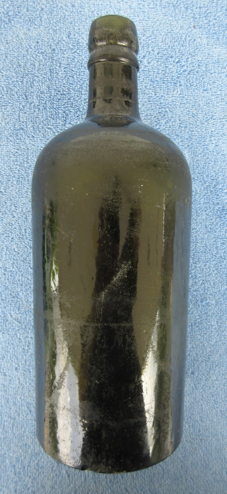 Vintage 1910s Unmarked Dark Green Liquor/Wine Bottle Mold Blown Hand Applied Top