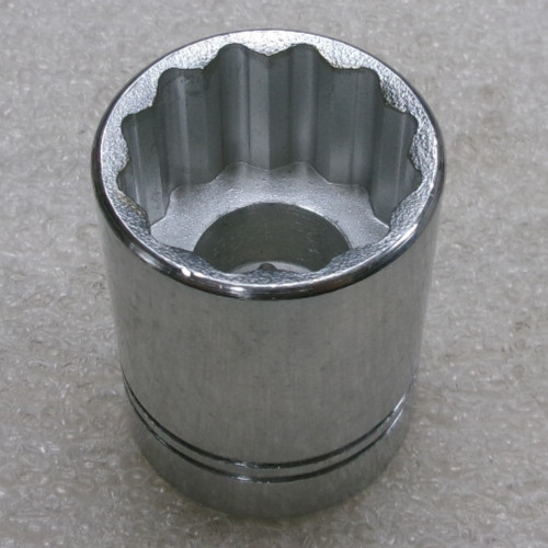 ARMSTRONG 1/2" DRIVE SAE 1" 12 POINT SOCKET 12-132 CHROME NEW #393J