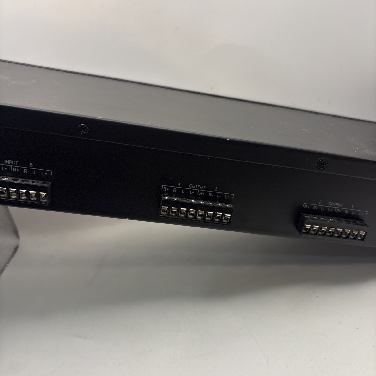 Monoprice MSV-4 Dual Source 4-Channel A/B Speaker Selector with Volume Control