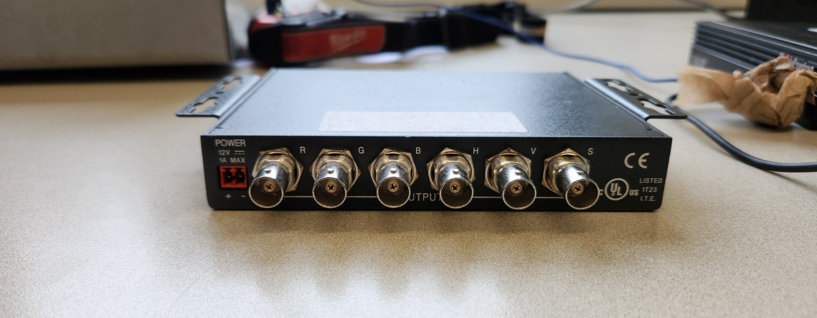 Extron RGB 190F Universal Computer Video Interface