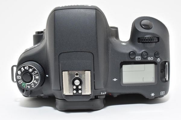 CANON EOS 8000 D BODY 766310