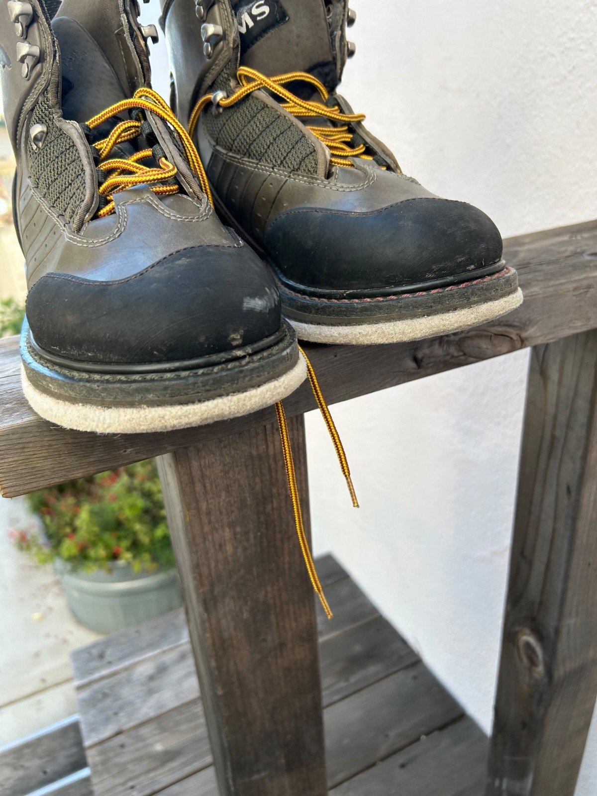 Simms rivertrek wading boots men’s 7 ladies 8.5
