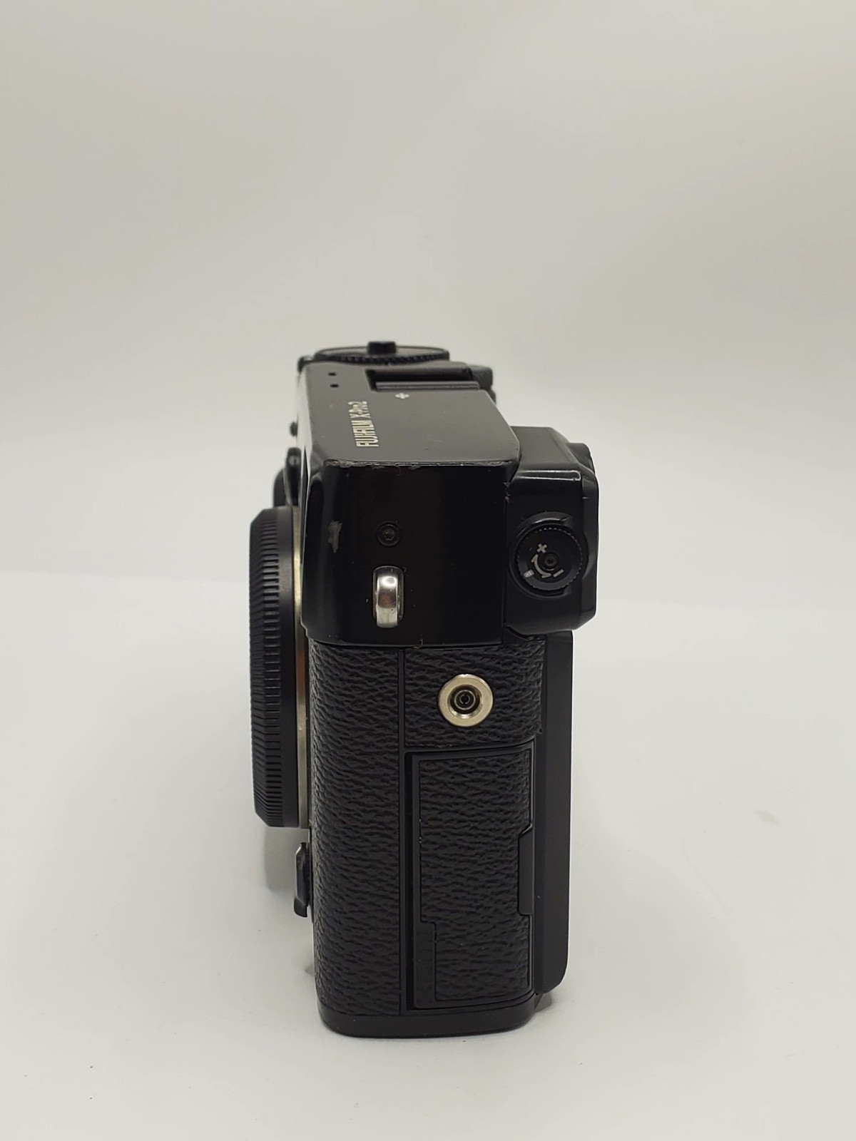 Fuji X-Pro2 24-megapixel mirrorless digital camera - Black, 90% new