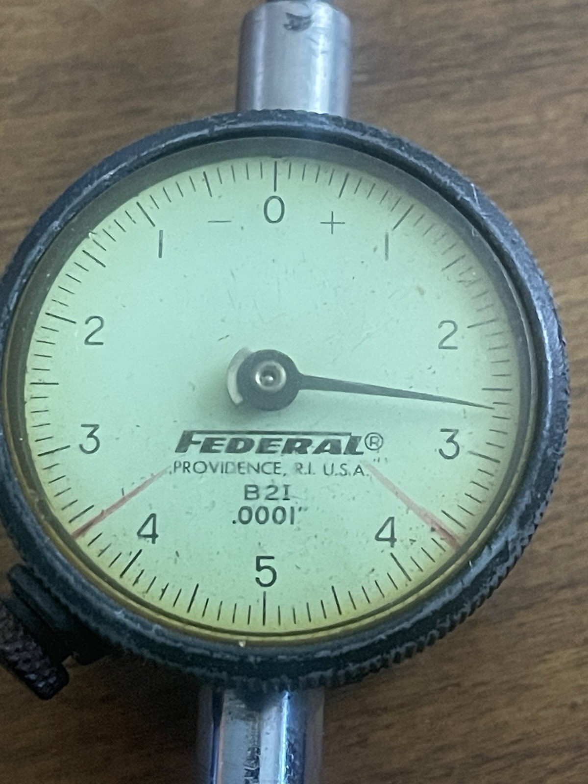 Federal .0001" Dial Indicator Comparative +/-  No. B21 Made In USA
