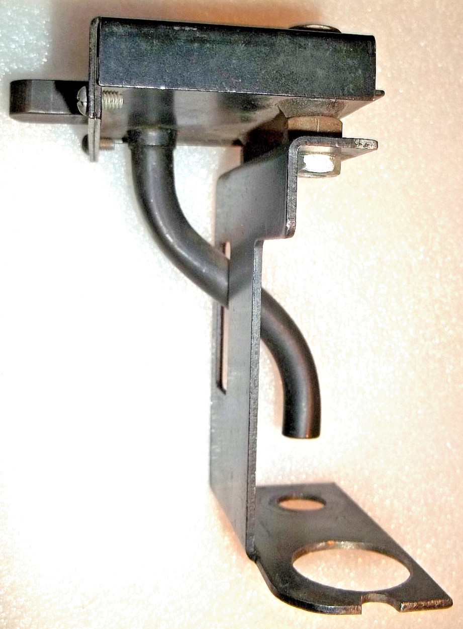 RELOADER PART WITH SPOUT & OPEN/CLOSE LEVER - UNKNOWN APPLICATION - FREE SHIP