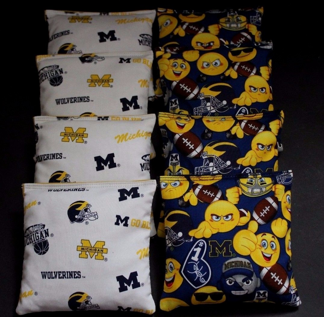EMOJI University of MICHIGAN WOLVERINES 8 Cornhole Bean Bags ACA Regulation