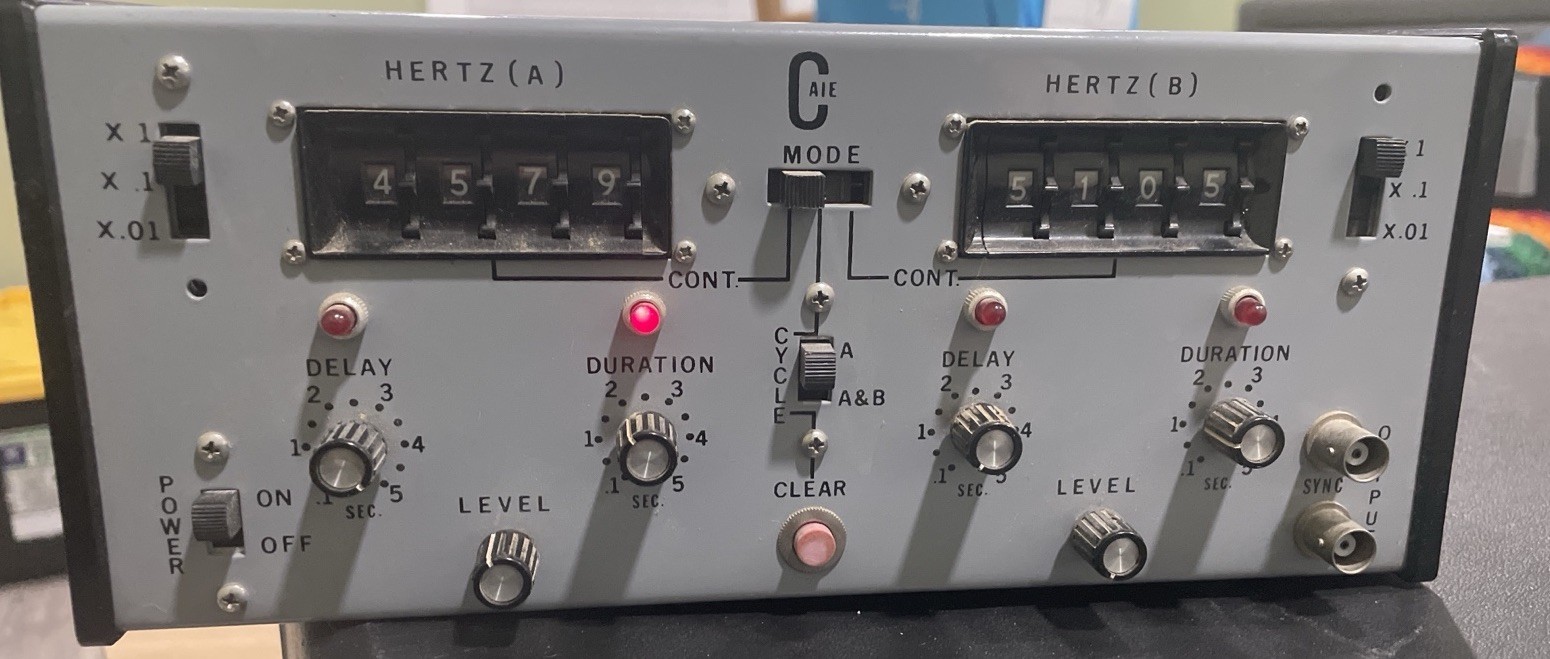 AIE 2TSG-1 Dual Pulse Generator Hertz A B Delay Duration Lab Test Equipment