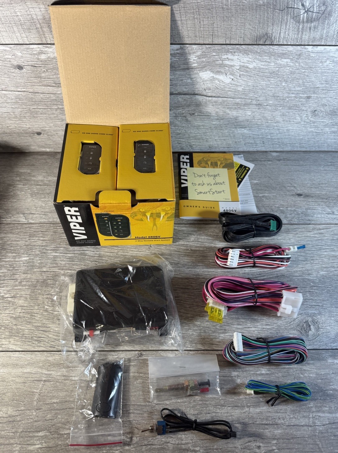 Viper 4806V LED 2-Way Remote Car Start System New Open Box