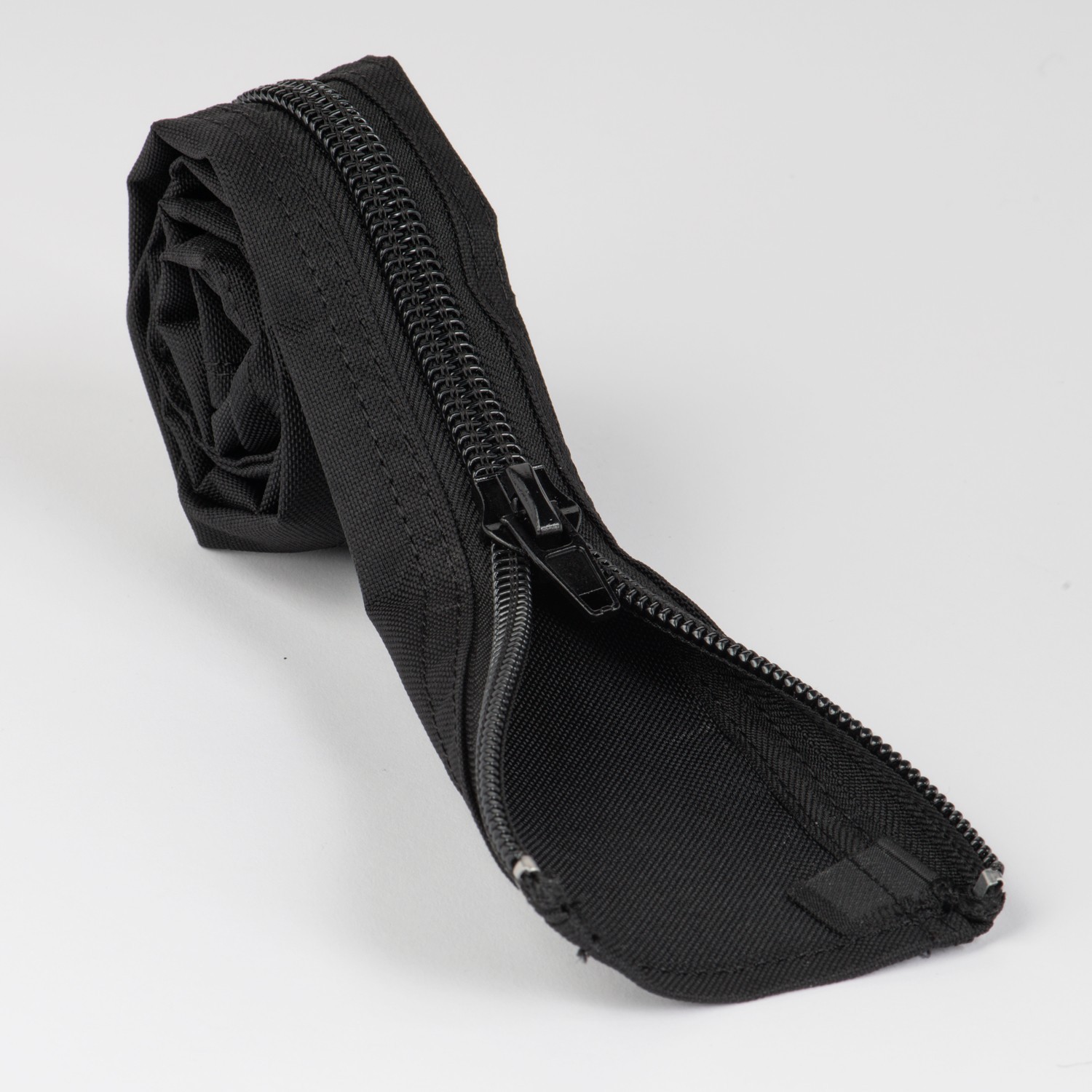 DO-BS-ZIPPER-113-3-LGBK     Zipper Sleeve 1.13 in, 3 Ft - Black LARGE ZIPPER