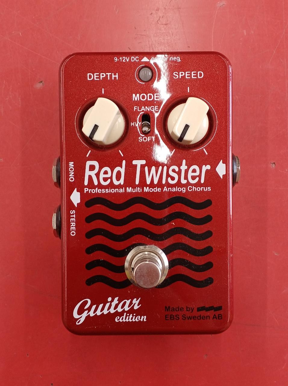 EBS RED TWISTER Model