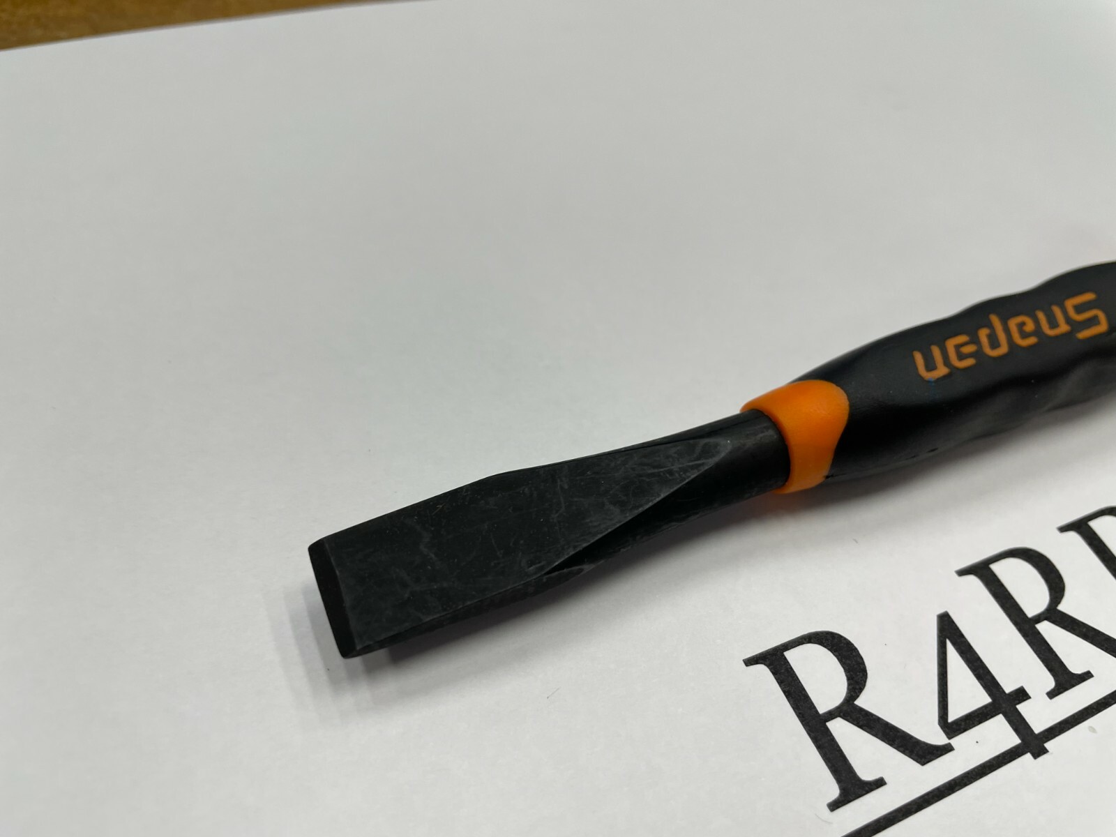 Snap-on Tools SPAIN NEW ORANGE Soft Grip 1/2" Flat Edge Chisel PCSG816O