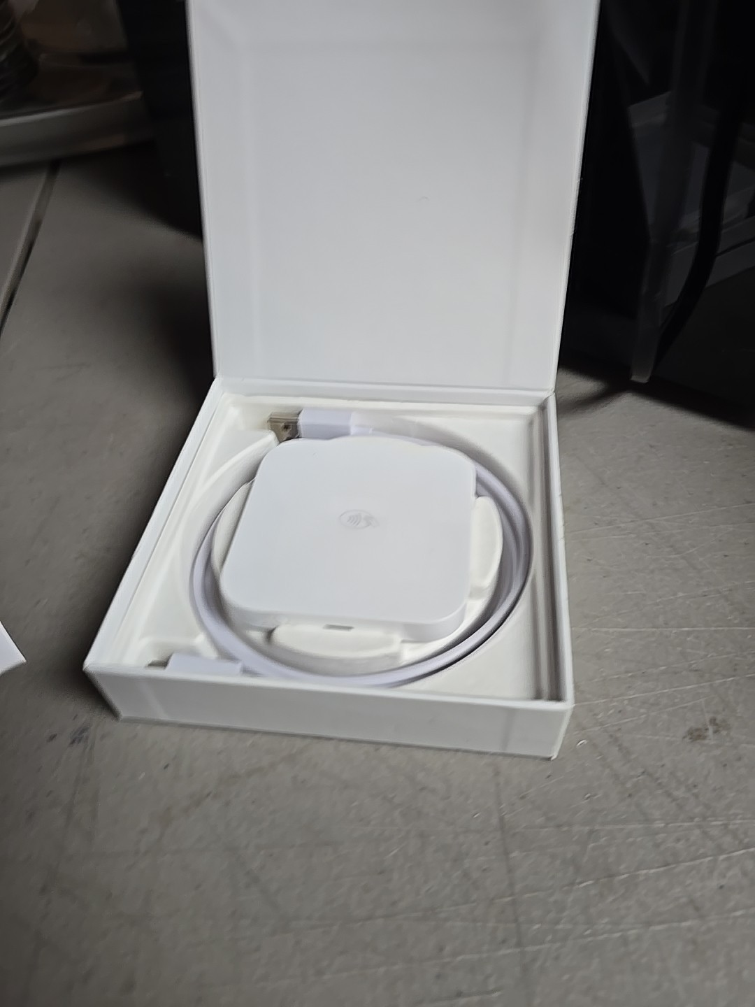 Square Card Reader 2 Piece With Cord And Instructions New Open Box