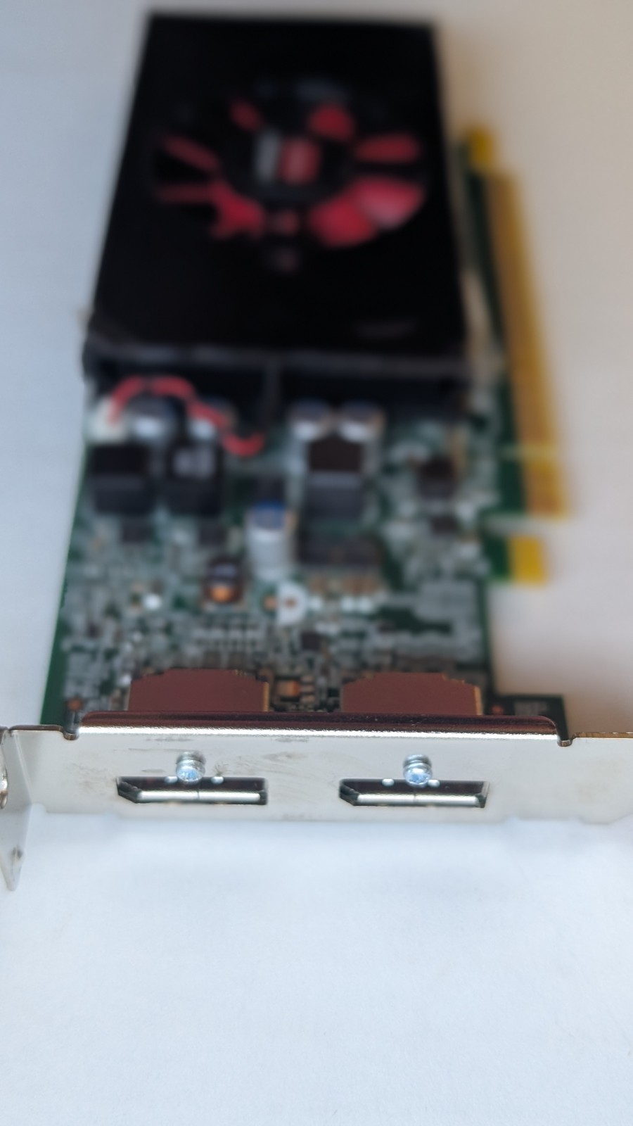 AMD Radeon 109-D03957-00A-02 DisplayPorts OPGA13 Video Graphics Card