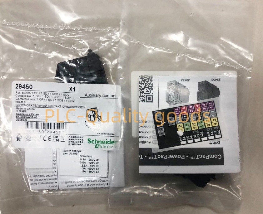1PCS New 29450 Schneider 29450 Circuit breaker Auxiliary Contacts  Fast Ship