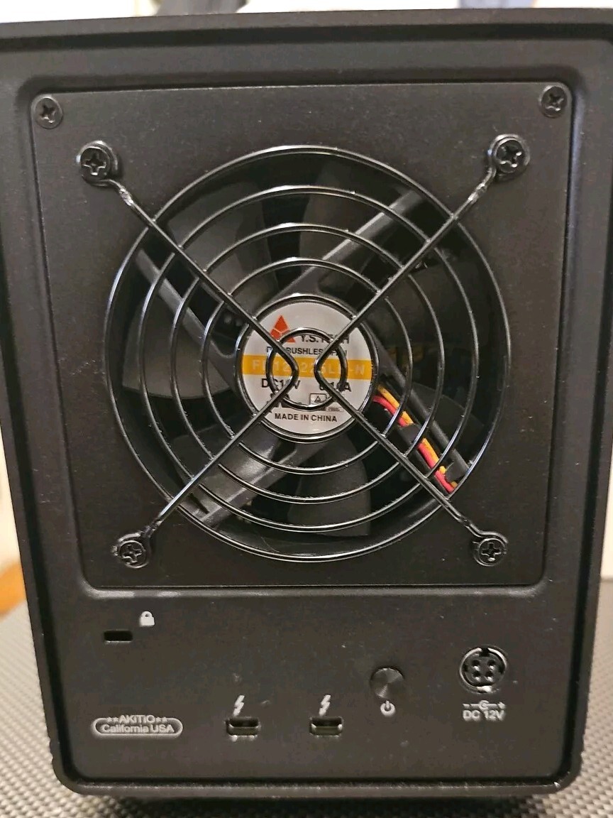 AKiTiO Thunder2 QUAD 16TB 3.5" HD