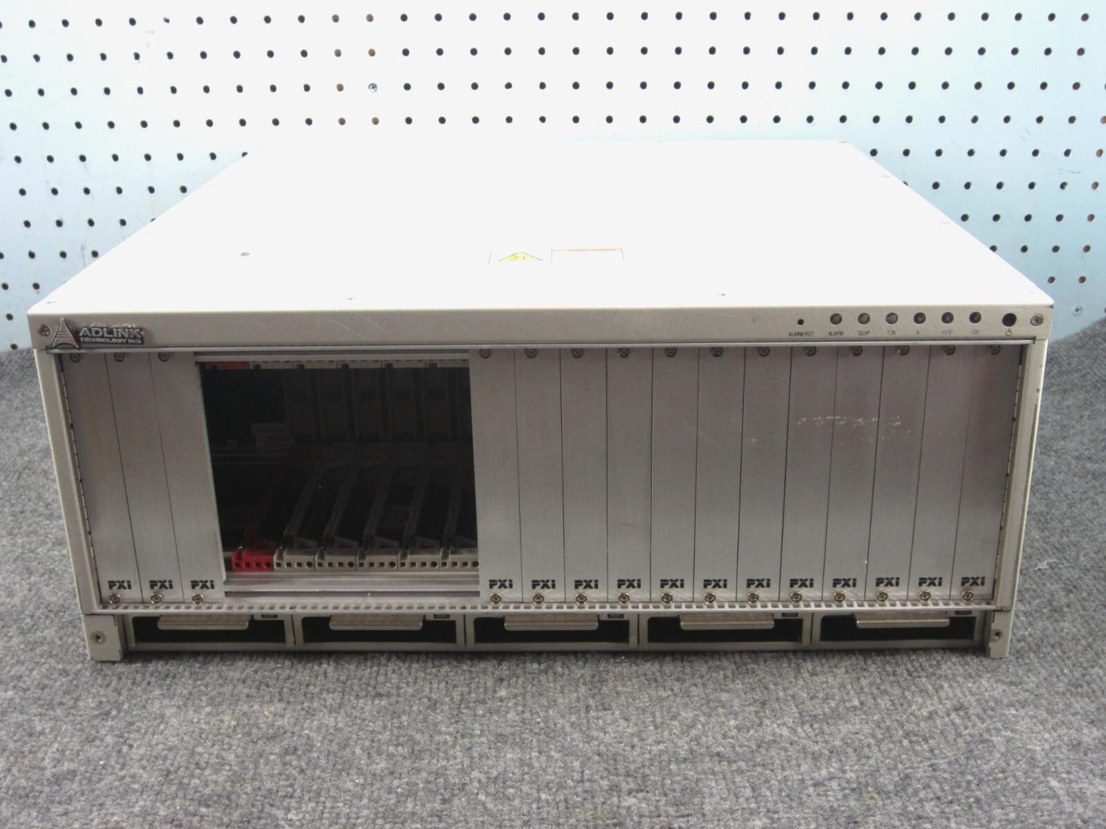 ADLINK PXIS-2700 18-slot PXI/CompactPCI Chassis *Parts Only* (2 in stock)