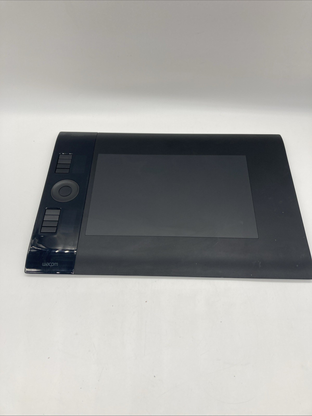 Wacom Intuos 4 PTK-640 Medium  Tablet only