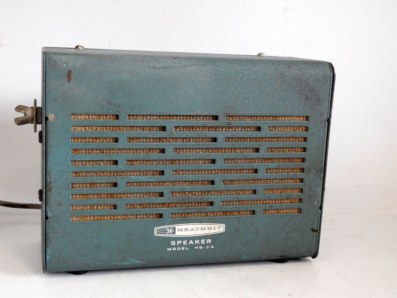 VERY GOOD CONDITION HEATHKIT HS-24 MOBILE OR DESK TOP EXTERNAL SPEAKER
