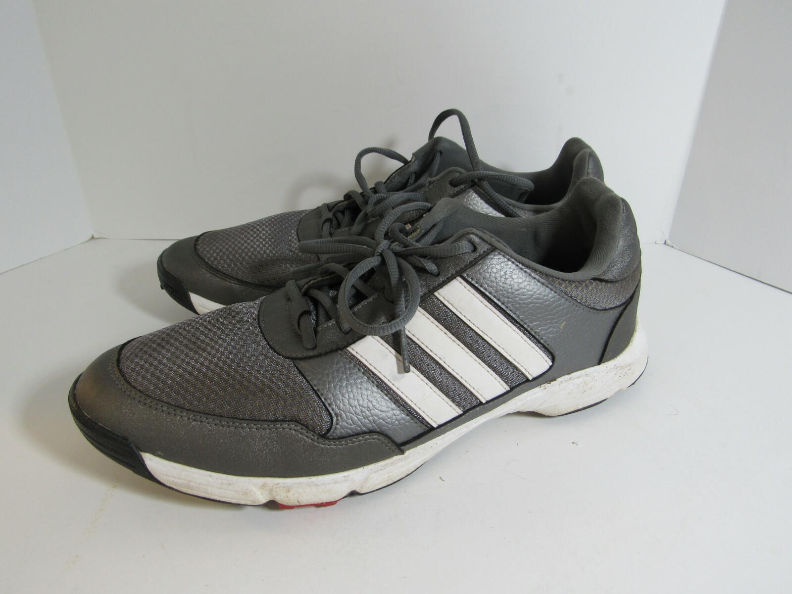 Adidas Adiwear Traxion Men's Gray Athletic Golf Shoes Cleats EMG 004002 11 1/2