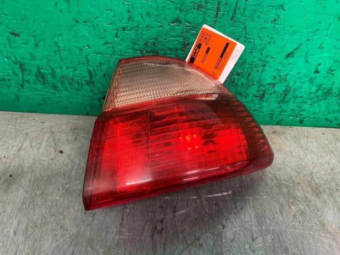 Right rear light Toyota Avensis Station Wagon T22 8155105120 P24346094