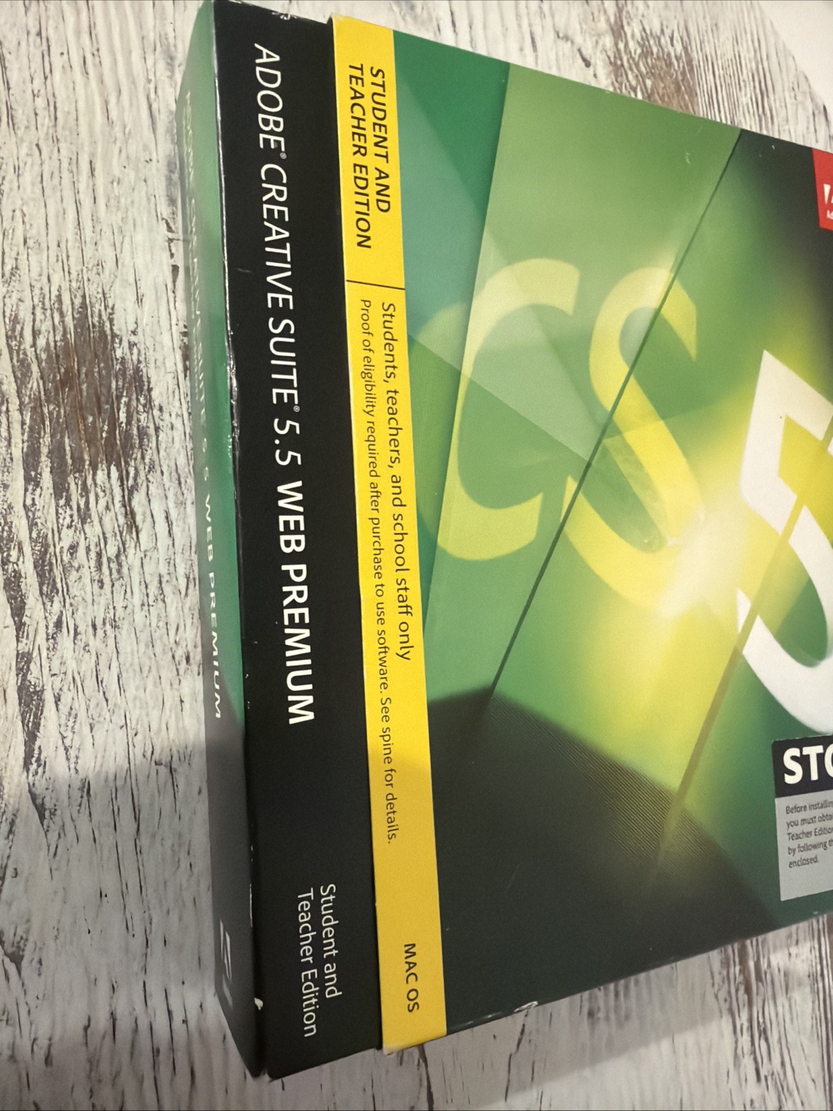Adobe Creative Suite 5.5 Web Premium Student/Teacher Licensing Windows Open Box