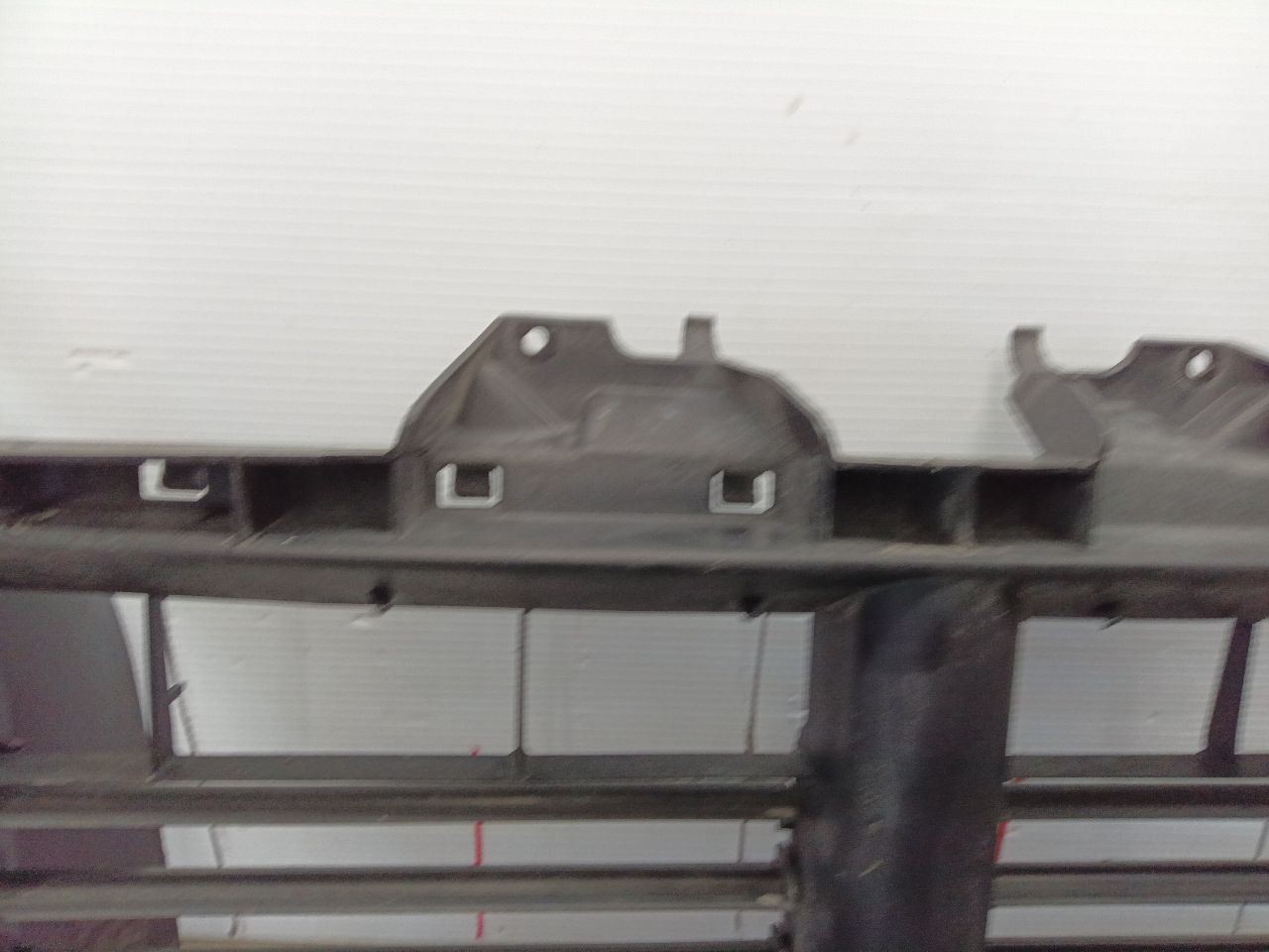 2016 RAM 1500 Air Shutter (12977403