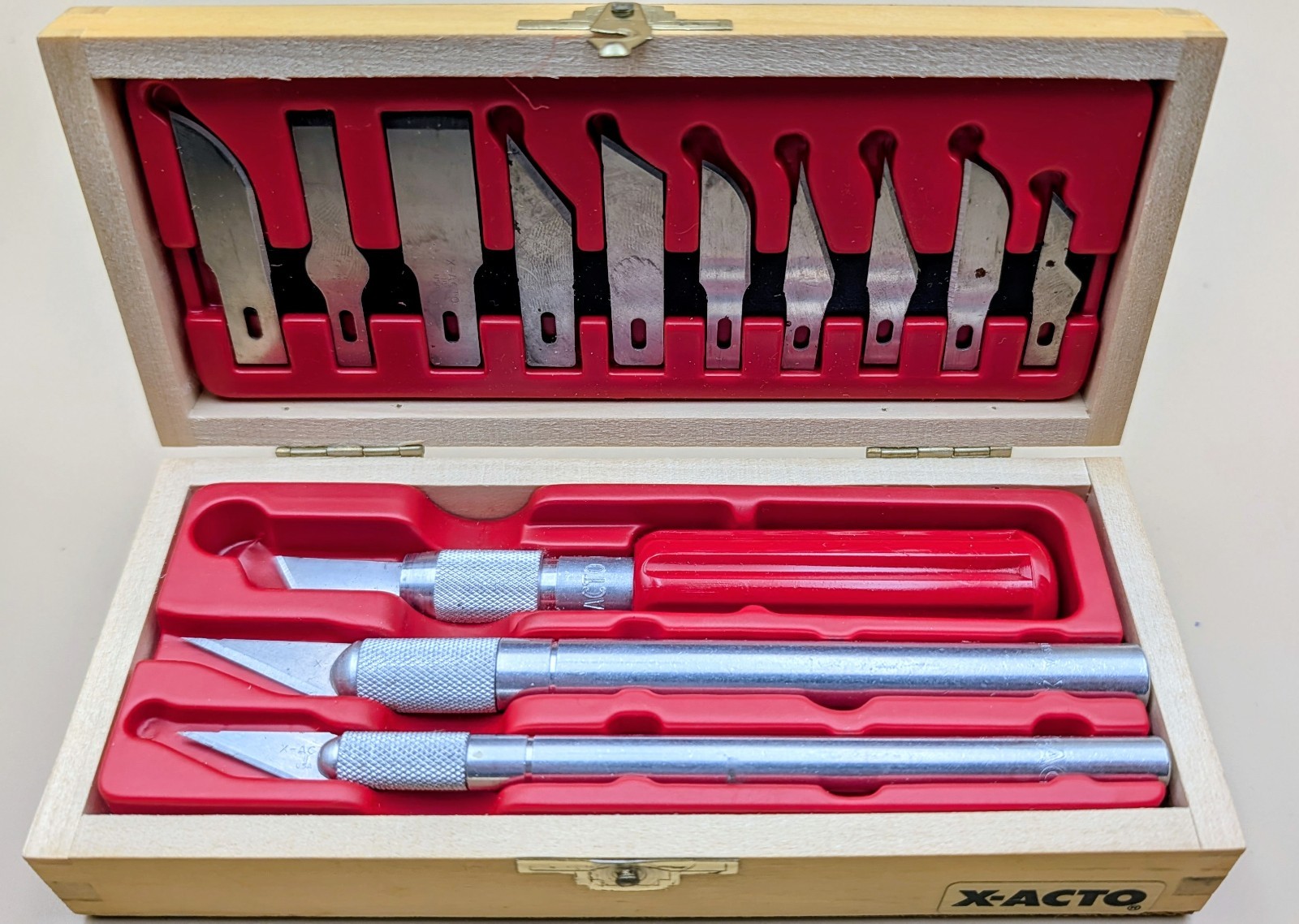 Vintage X-ACTO Knife Set Precision Hobby Craft Tool Wood Case Box Blades Carving