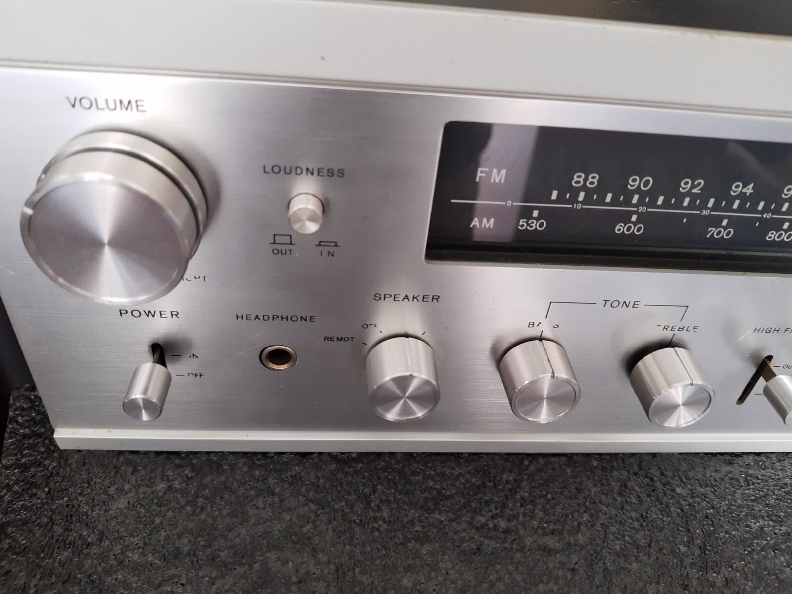 Sony STR-6050 AM/FM Stereo Receiver
