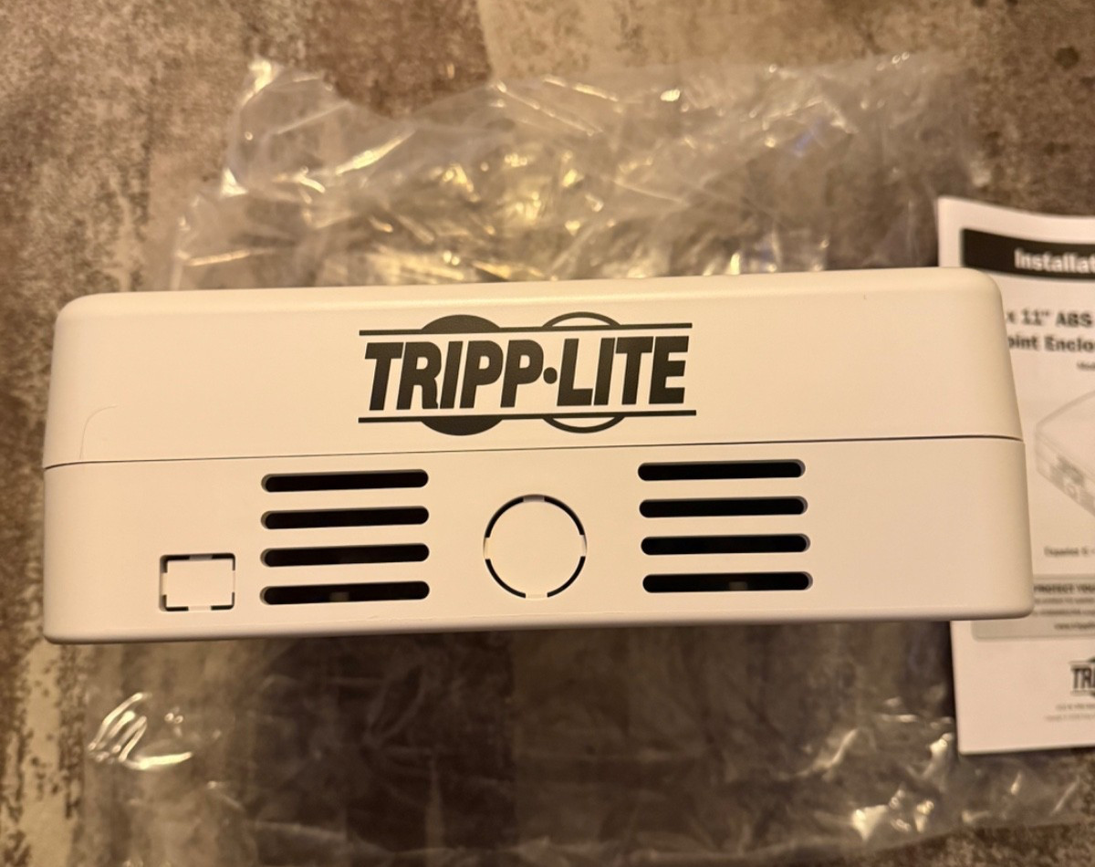 Tripp Lite EN1111 Wireless Access Point Enclosure Mount Box/Open Box -NEW
