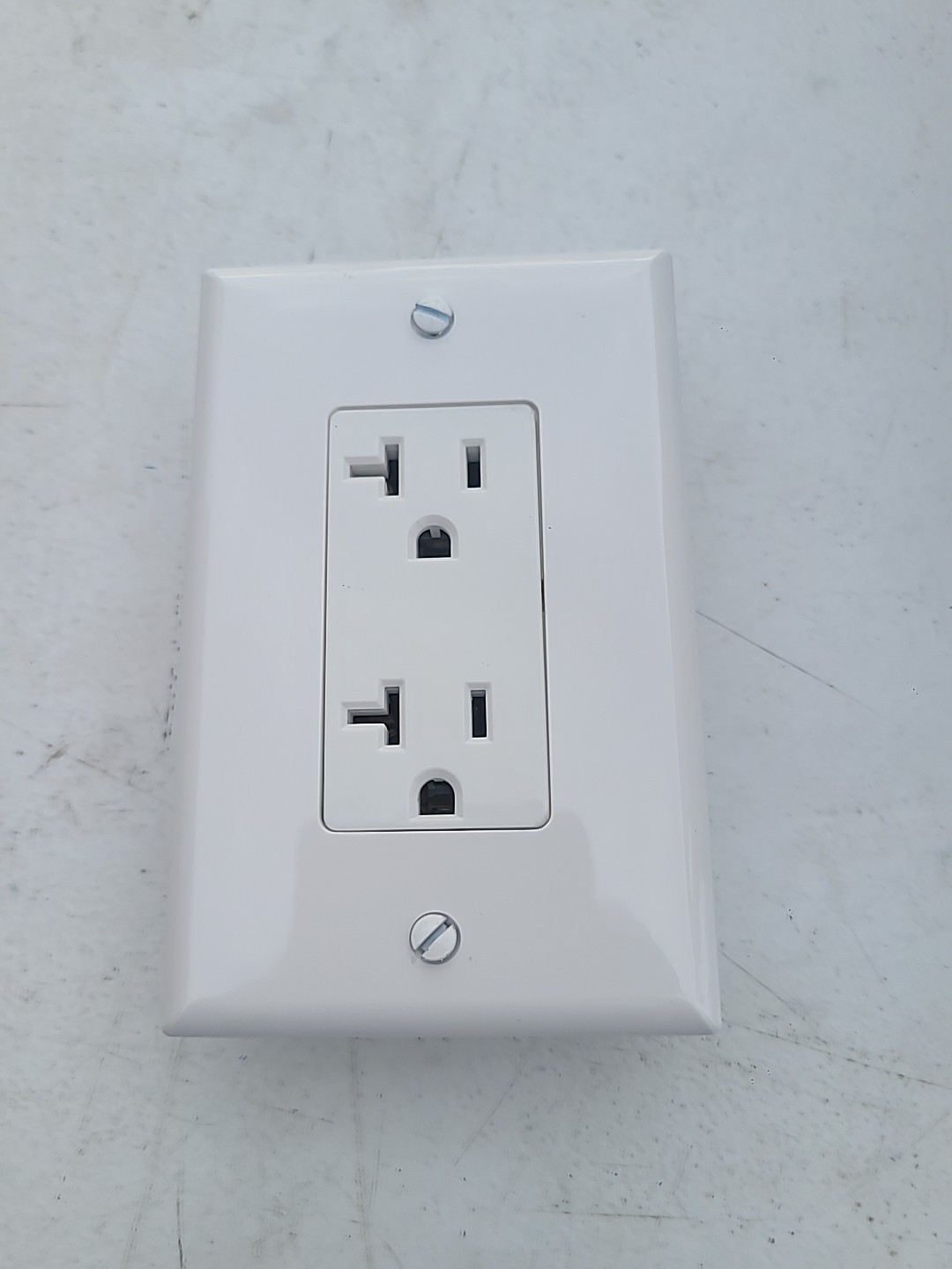 Eaton 20A Decora Outlet + Cover 6352W Non TMAPER Heavy Duty  (10 Pack)