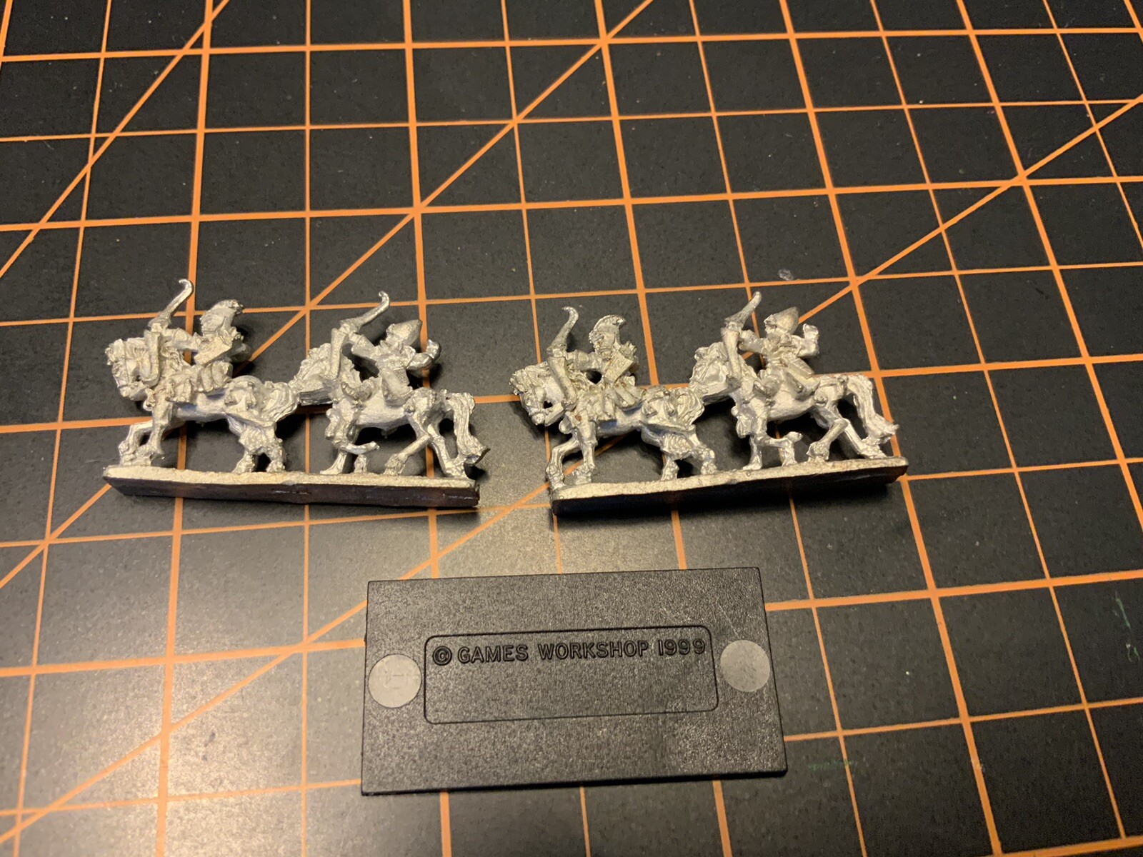 Games Workshop Warmaster High Elf Reaver Knights. Extra Models. One base only.