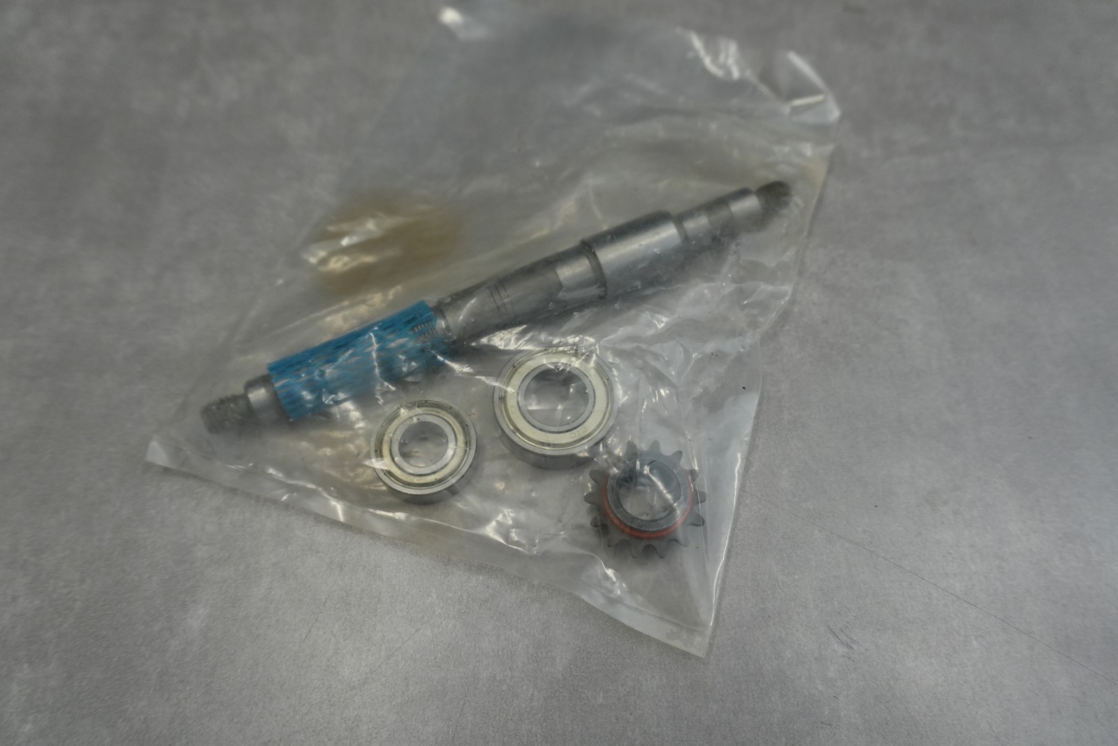 Fitness Drive Shaft Kit Sealed Bearings Sprocket Stairmaster NOS NEW