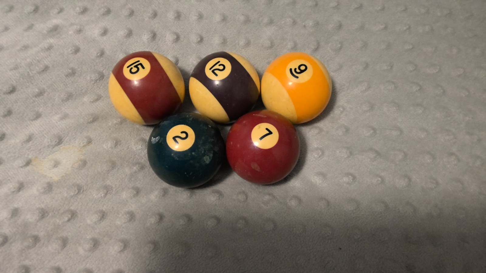 5 replacement Billiard Pool Balls Standard.  Used. FREE SHIPPING