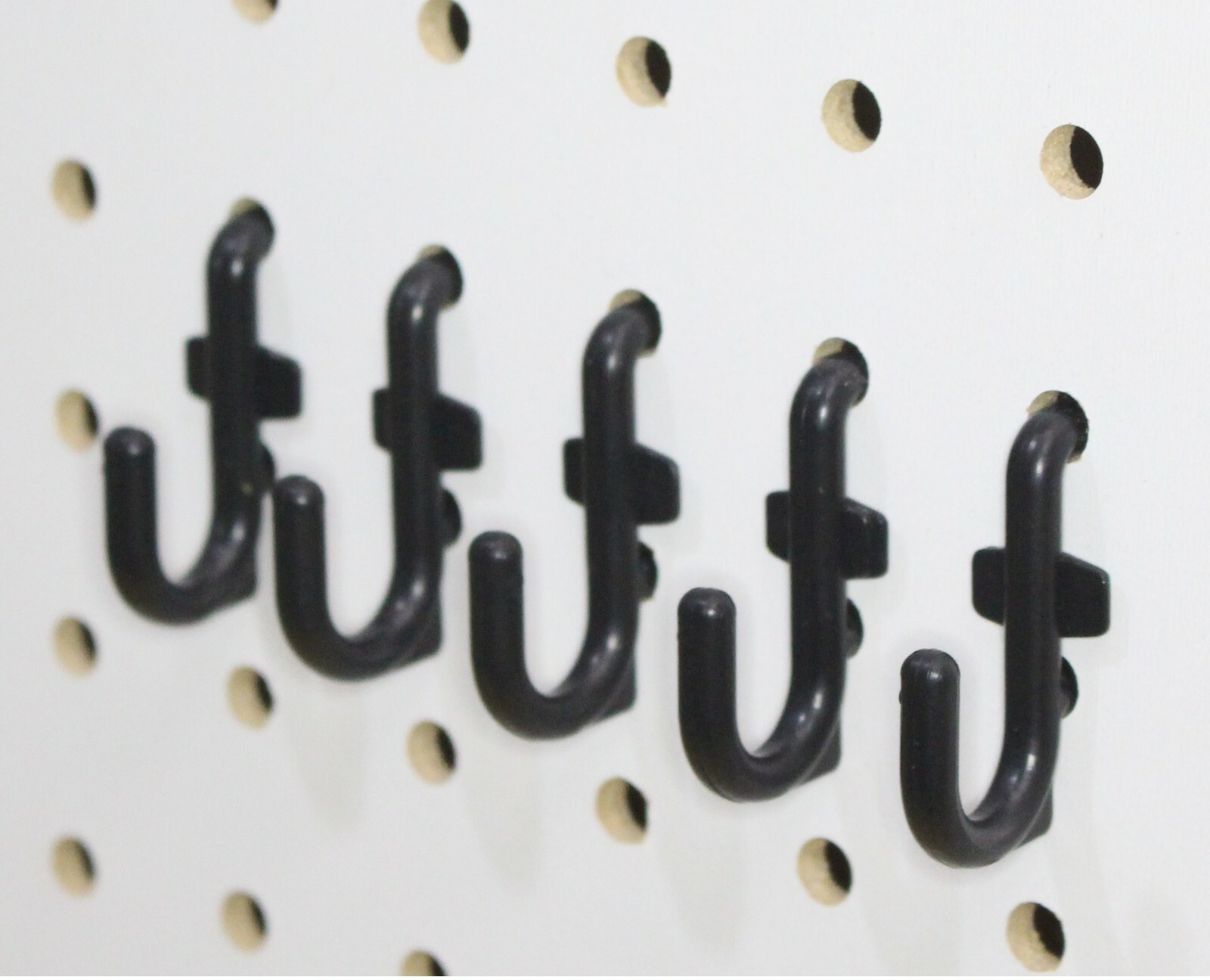 Plastic Black J & L Style Pegboard Hooks Kit - 150 Pack PEGBOARD NOT INCLUDED