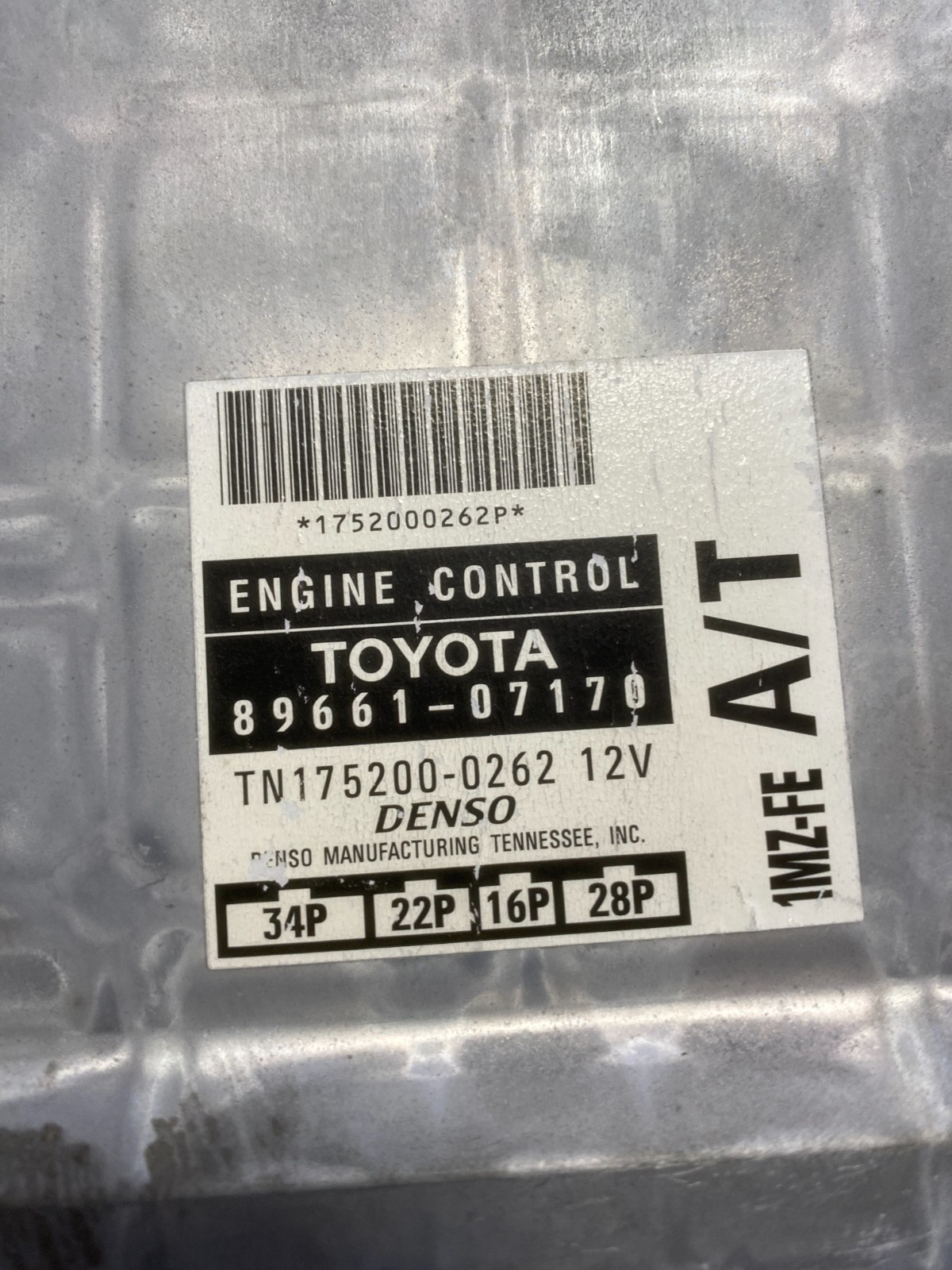 1998 Toyota Avalon Engine Control Module ECM ECU With Brackets 89661-07170