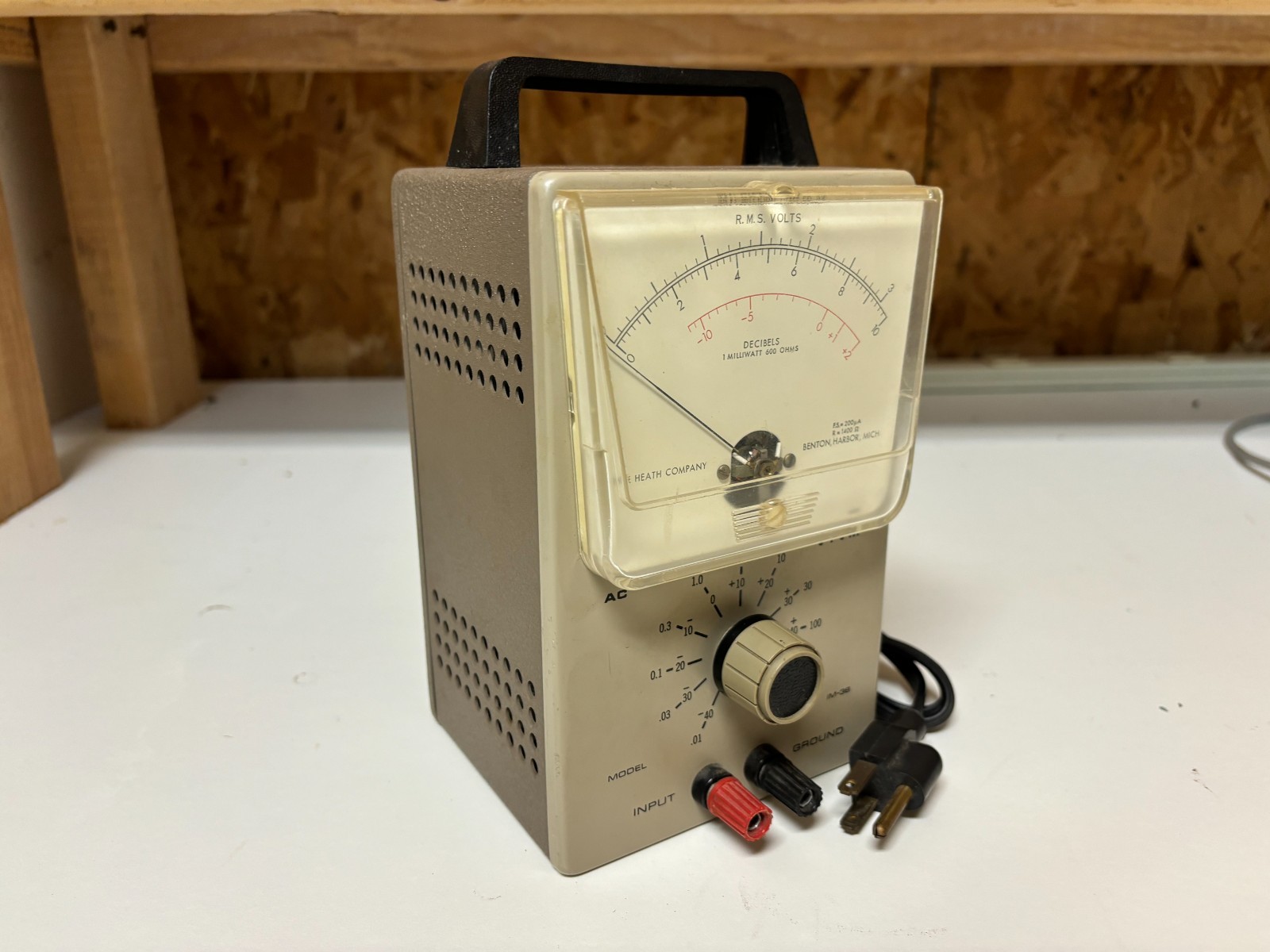 Heathkit IM-38 AC VTVM