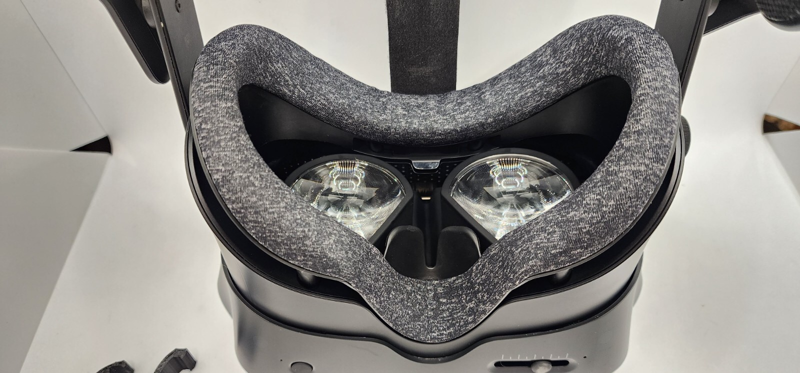 VALVE INDEX VR Virtual Reality HEADSET ONLY + Face Cushion - Light Scuff