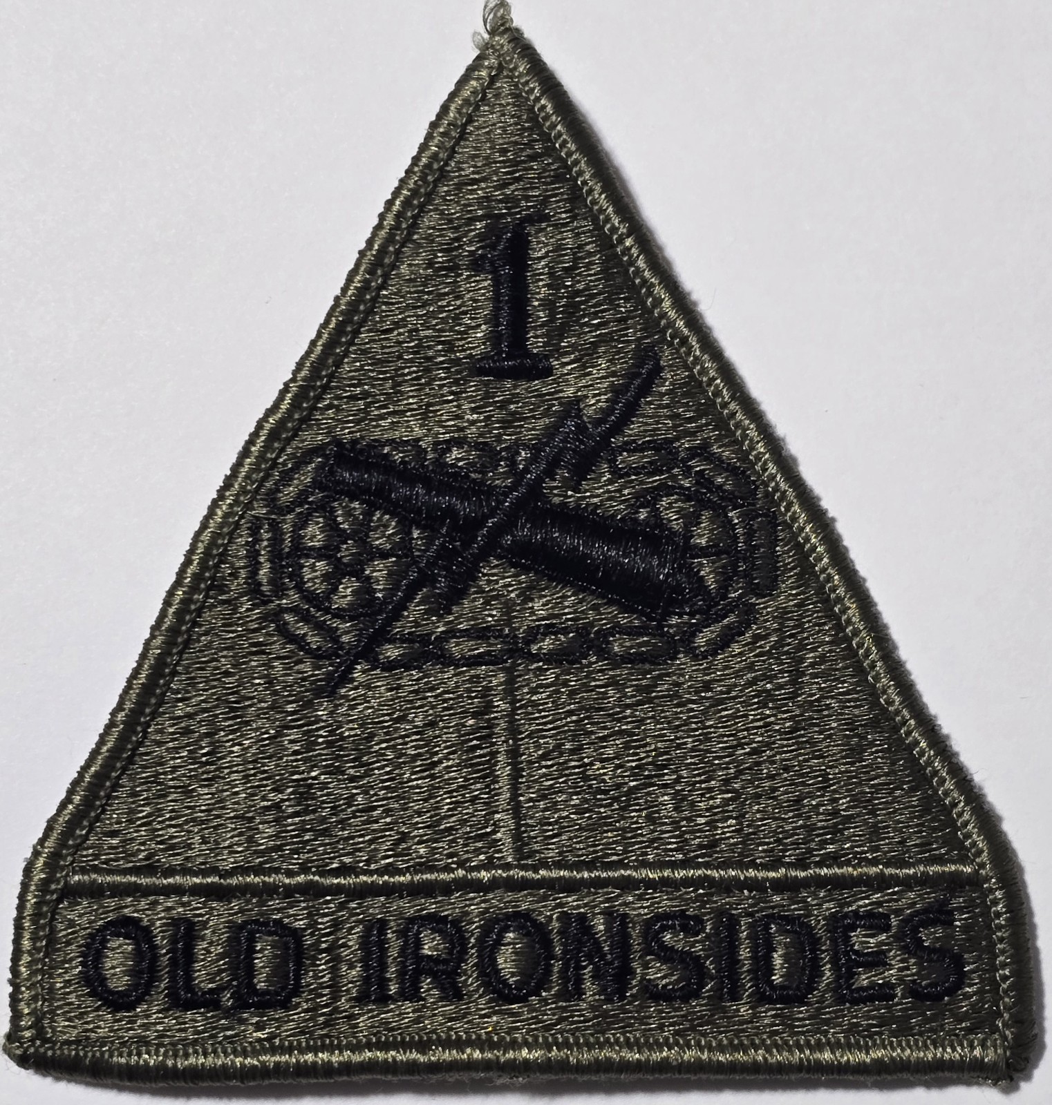 US Army 1st ARMORED Division OLD IRONSIDES - OD Green Patch SSI ORIGINAL USGI