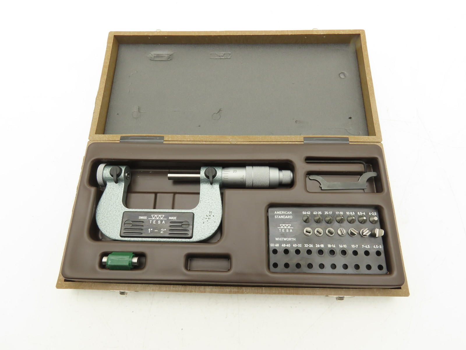 Tesa Brown & Sharpe 10-372-1 Thread Pitch Micrometer 1-2" Range Standard Anvils