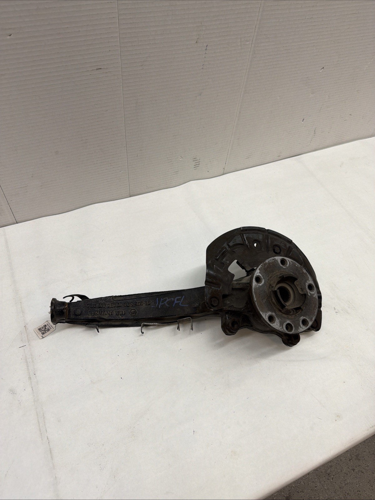 2011-2015 Audi Q7 3.0L Front Left Driver Side Spindle Knuckle Used 7l8-407-257-b