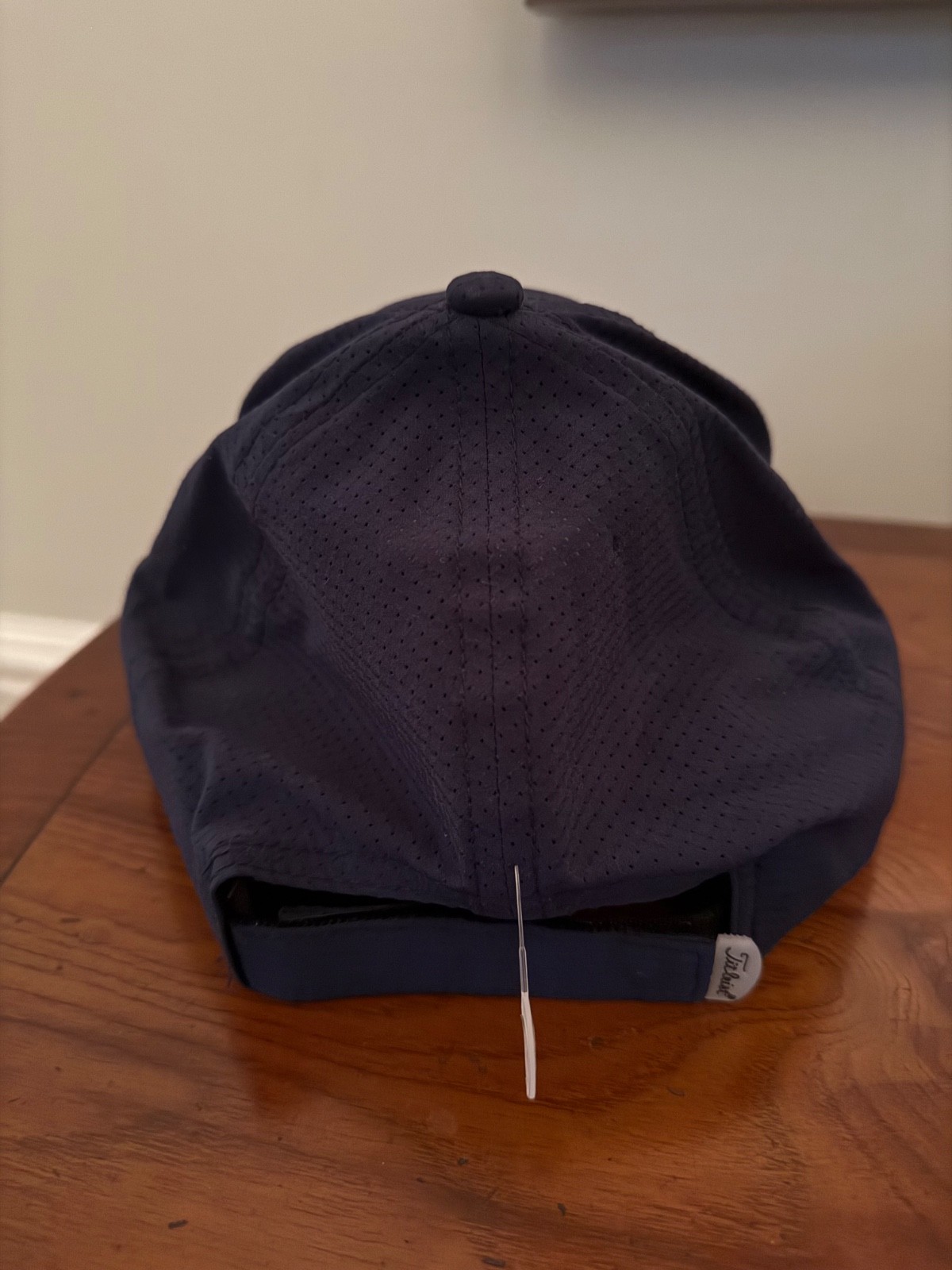 Titleist Men’s Tour Tech Golf Hat Size Navy/white Adjustable