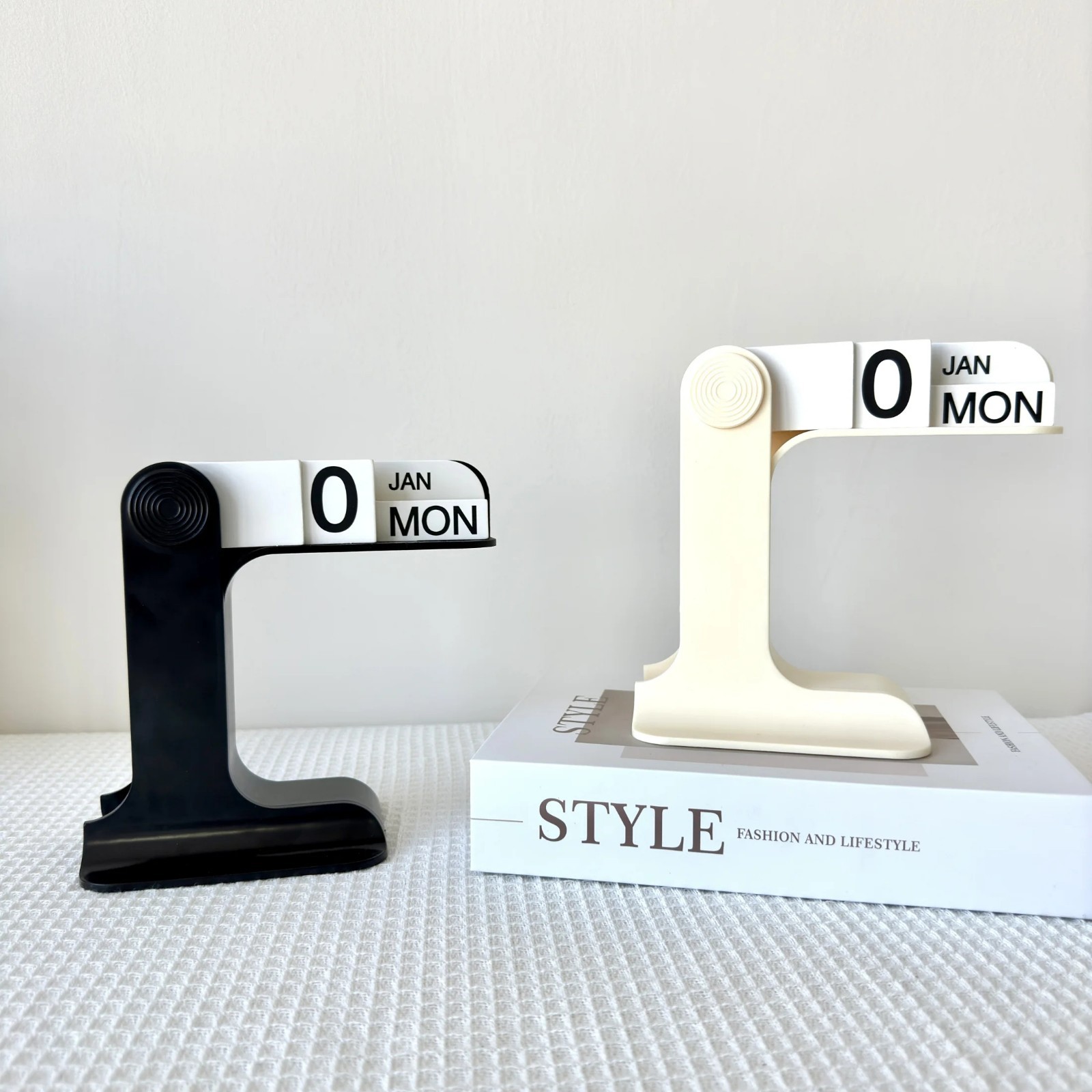 Modern Minimalist Perpetual Desk Calendar Office Desktop Decor New Home Display