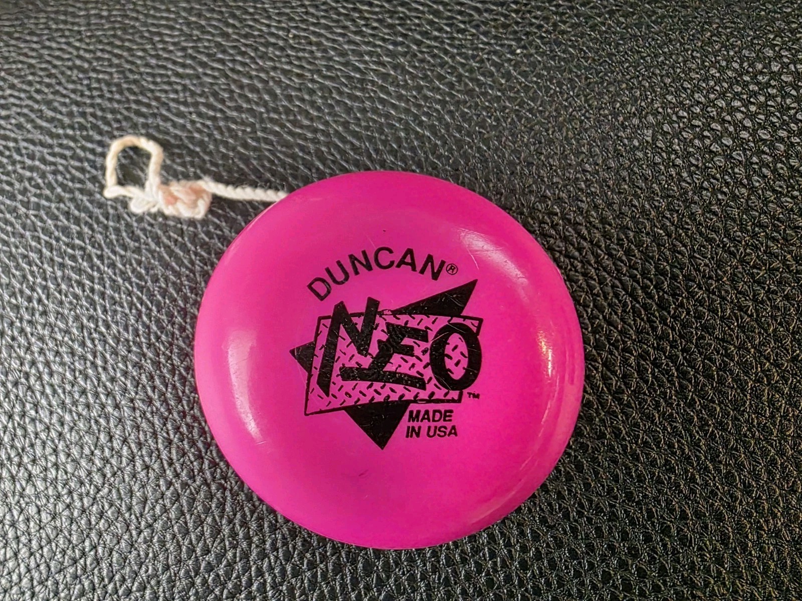 Vintage Retro Duncan Neo Neon Pink Yo-Yo  Made in USA