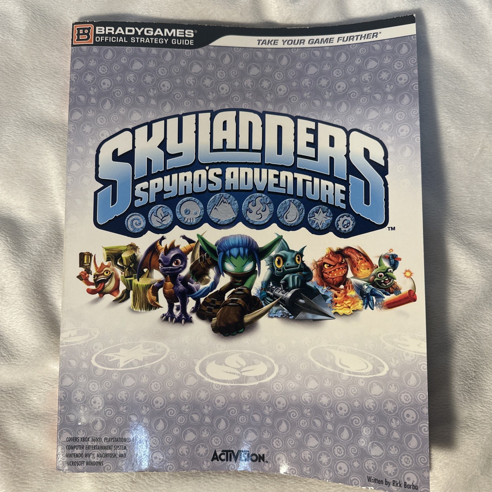 Skylanders Spyro's Adventure Official Strategy Guide by BradyGames