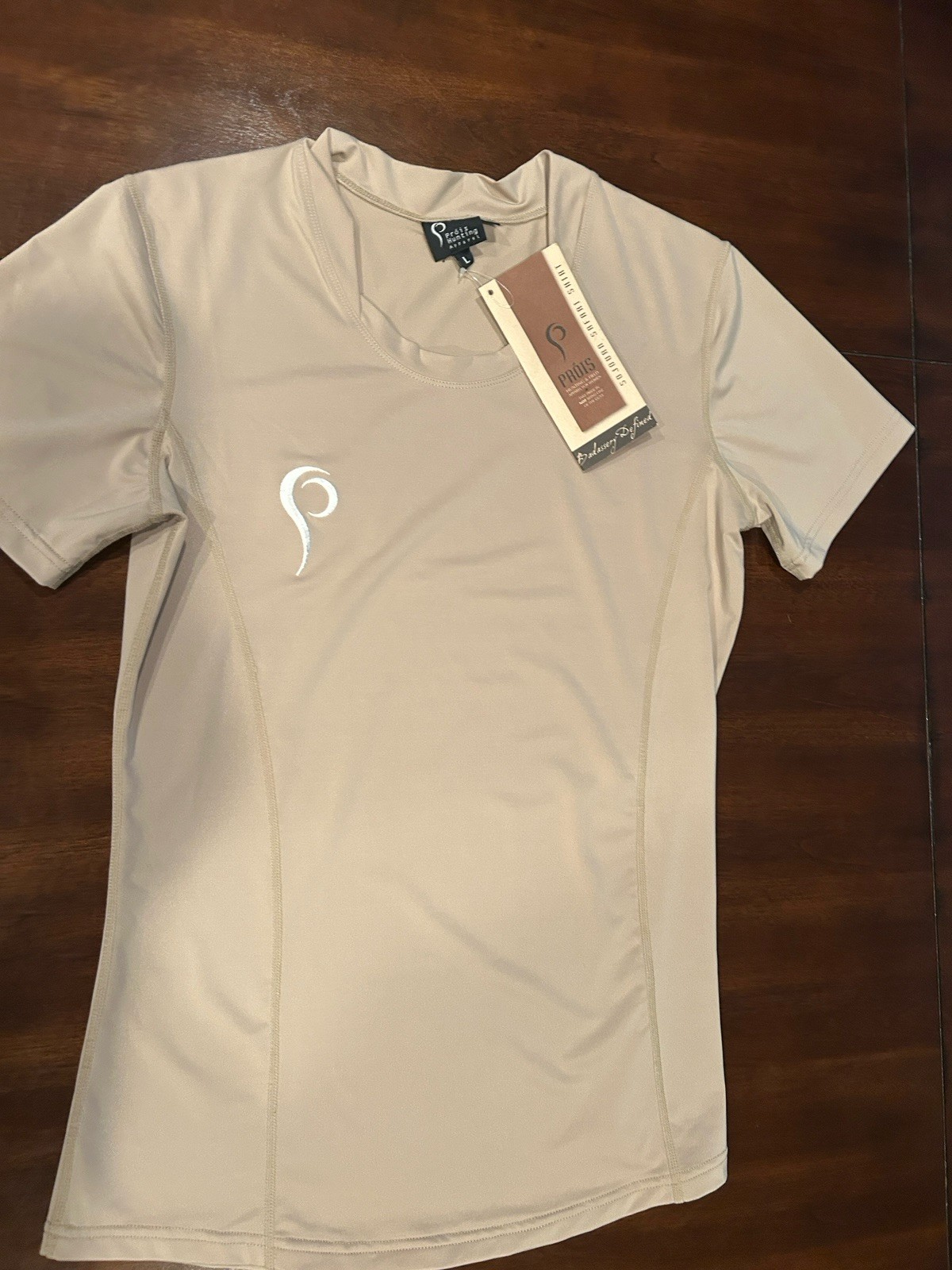 PROIS Hunting And Field Apparel NWT Sojourn Safari Shirt Woman’s L  Khaki Tan