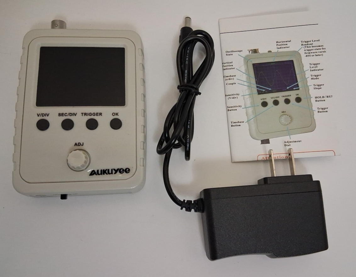 Aukuyee DSO150 Handheld Digital Oscilloscope Working, Case & Power Supply