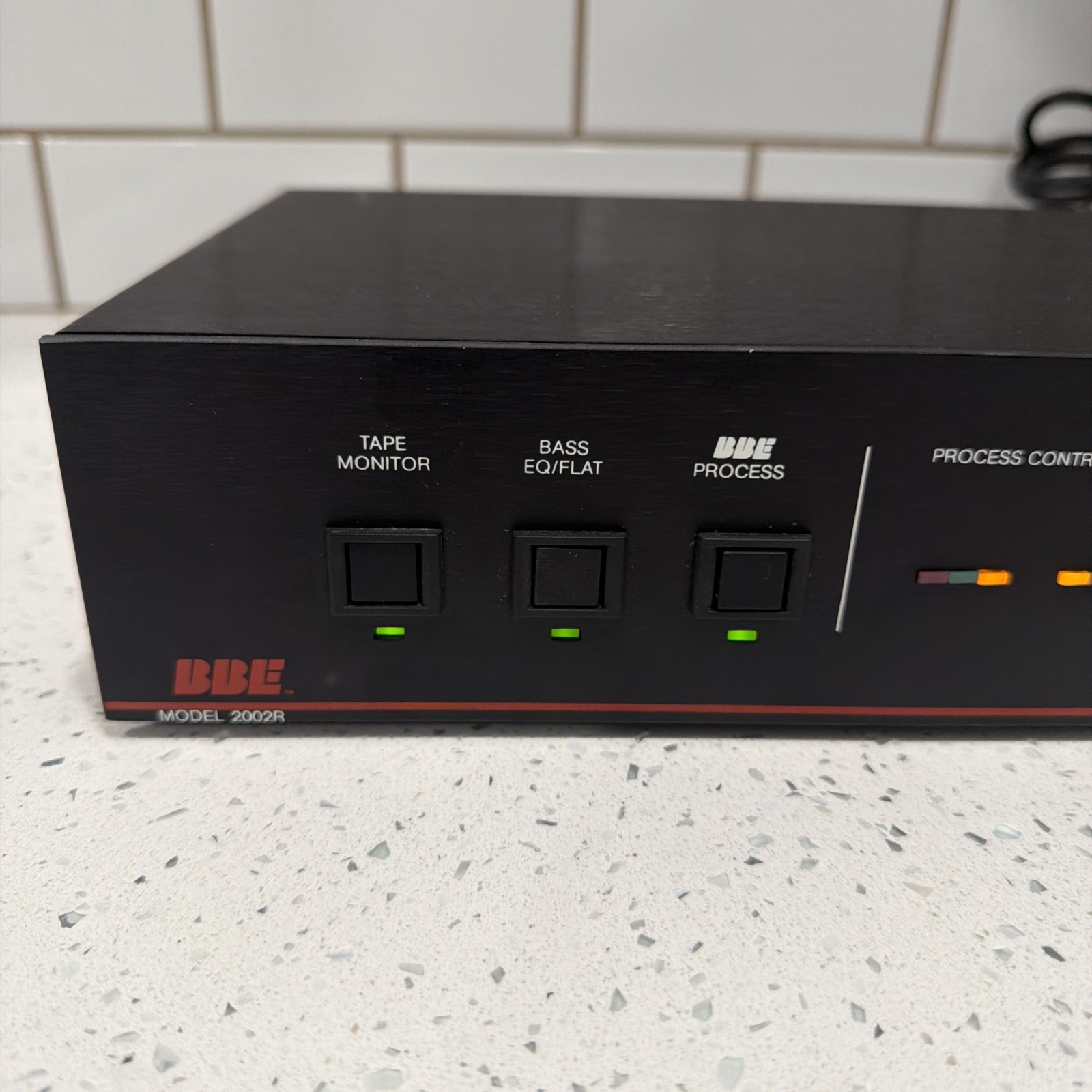 BBE BARCUS-BERRY MODEL 2002R SIGNAL PROCESSOR SONIC MAXIMIZER