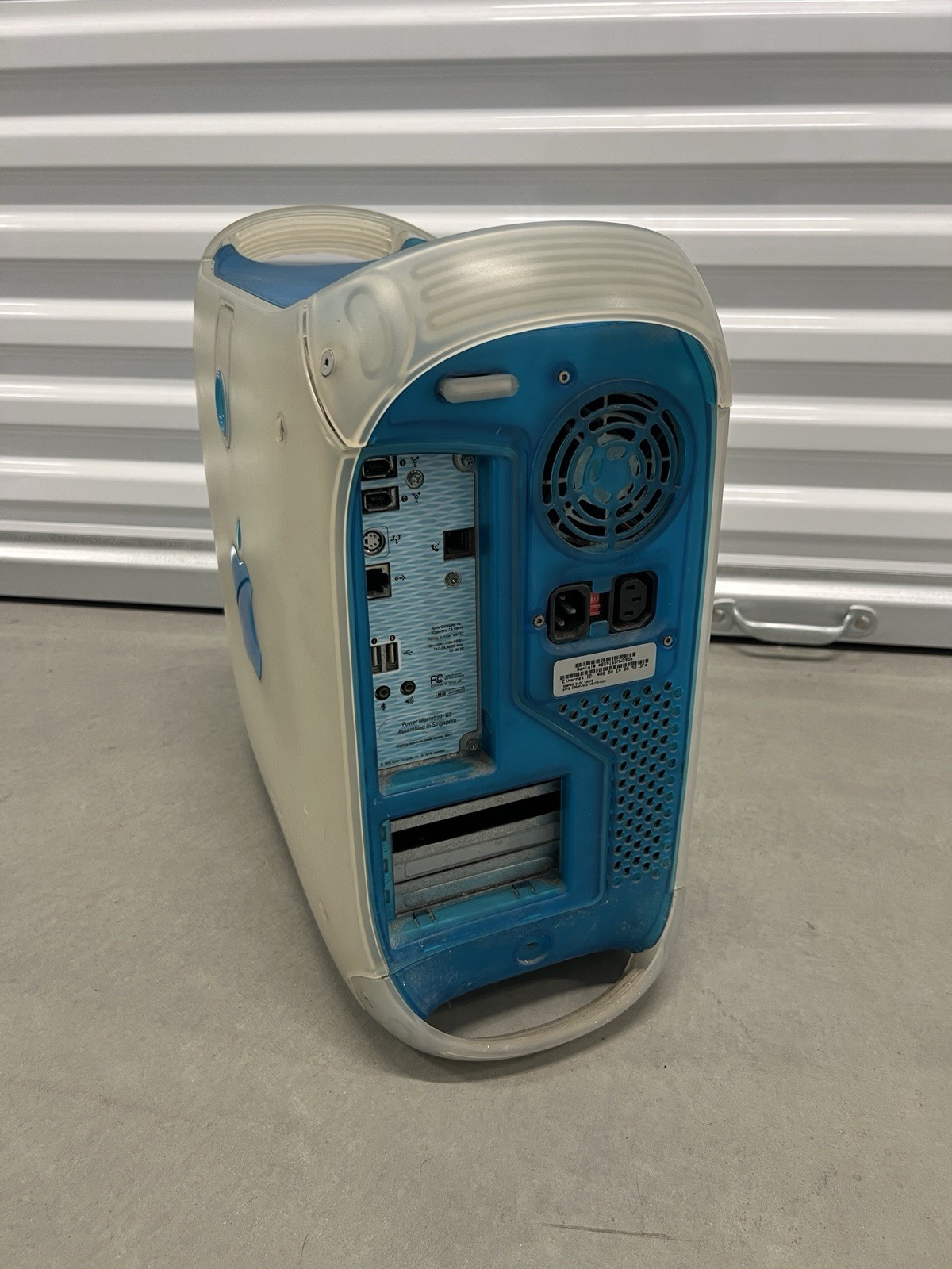 Apple Power Macintosh G3 Vintage Desktop Computer Blue & White
