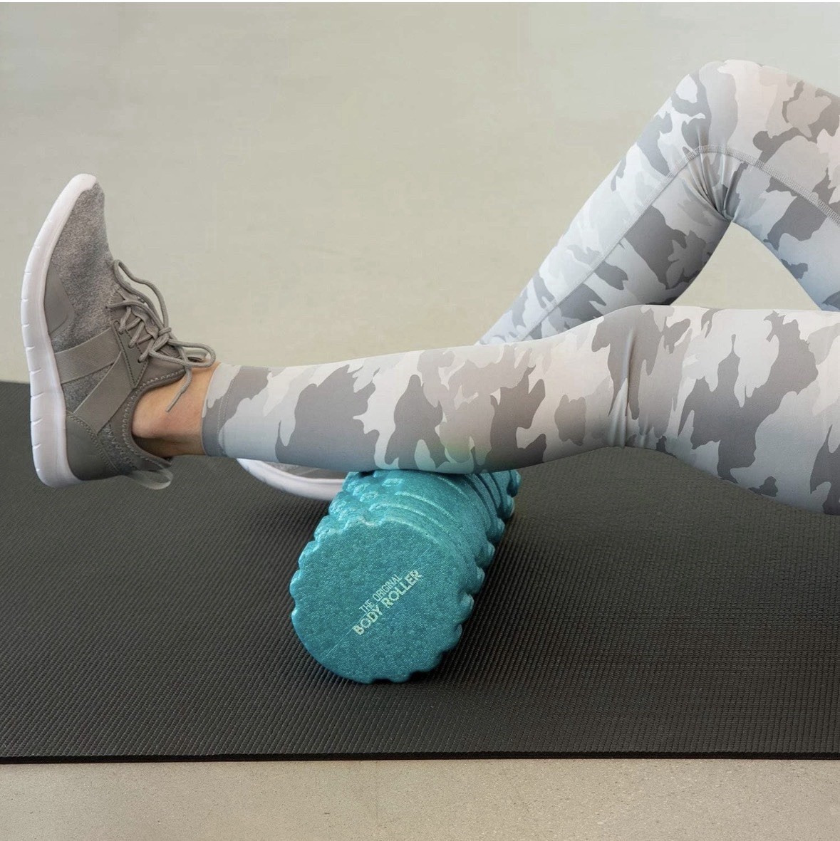 Portable Foam Roller with 3D Texture - Enhance Recovery & Flexibility Royal Blue